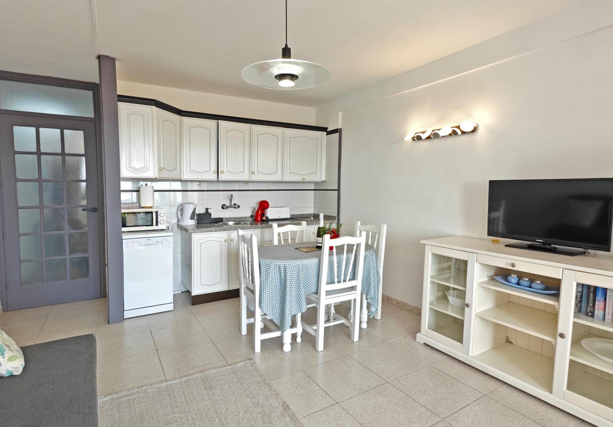 Blanco&Azul - Comfortable Ocean View Apartment Next To The Beach Плая-де-лас-Америкас Экстерьер фото